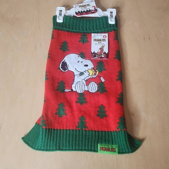 Peanuts Christmas Snoopy dog sweater size M - Picture 1 of 3